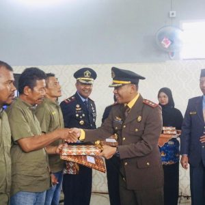 5 Narapidana Lapas Terbuka Kelas IIB Pasaman Peroleh Remisi dan Bingkisan Pada Peringatan HUT RI ke-78