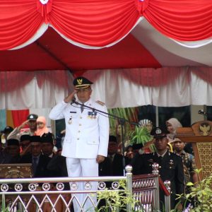 Upacara Peringatan HUT RI ke-78 di Halaman Kantor Bupati Pasbar Berjalan Khidmat, Sejumlah Reward dan Remisi Diberikan