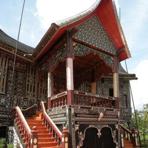 Makna Filosofis Ornamen Indah Yang Menghiasi Rumah Gadang