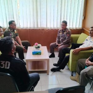 Satpol PP Kota Padang Silaturahmi Dengan Pol PP Agam