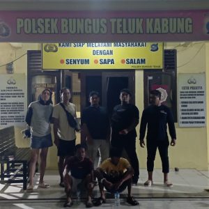 Dua Pemuda Diamankan Polisi Saat Berduaan Di Jembatan