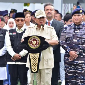 MENHAN RI LEPAS PRAJURIT TERBAIK MARINIR KE PALESTINA