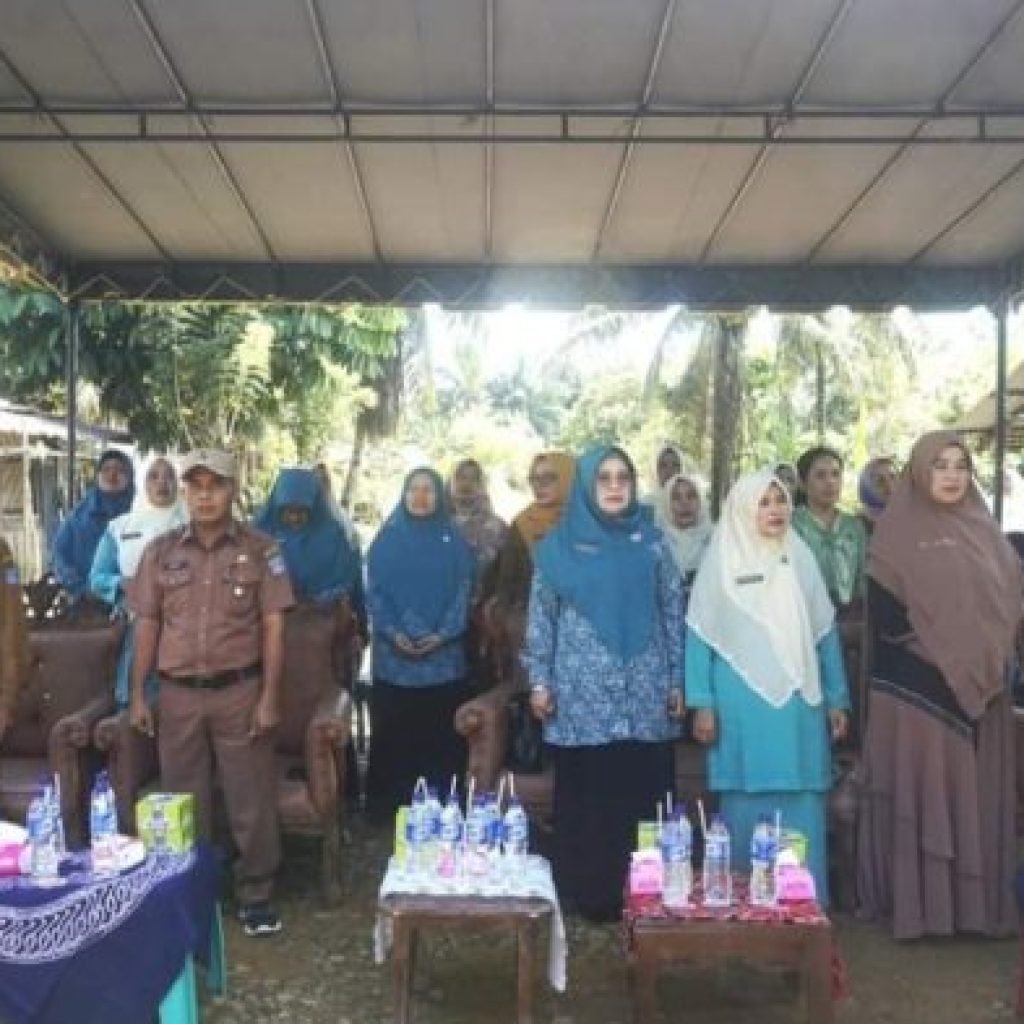 Penilaian Lapangan Terhadap Enam Dasawisma Yang Masuk Dalam Tahap Verifikasi Lapangan