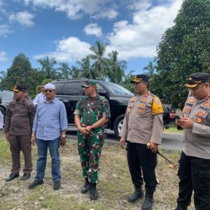 Ketua DPRD Erianto Bersama Bupati Pasbar Melakukan Monitoring Pemilihan Umum di Tps
