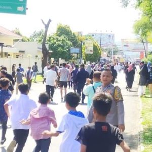 “Kesiapsiagaan Padang Menghadapi Ancaman Tsunami: Respons Cepat Warga dan Siswa dalam Simulasi Bencana”