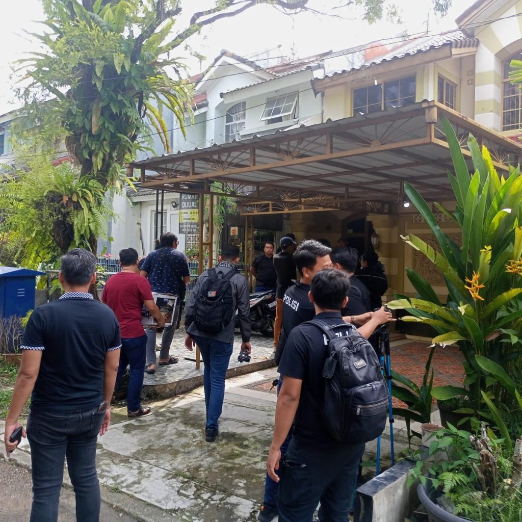 Operasi Polisi di Perumahan Mewah Sentul: Mengungkap Jaringan Bisnis Gelap Tembakau Sintetis