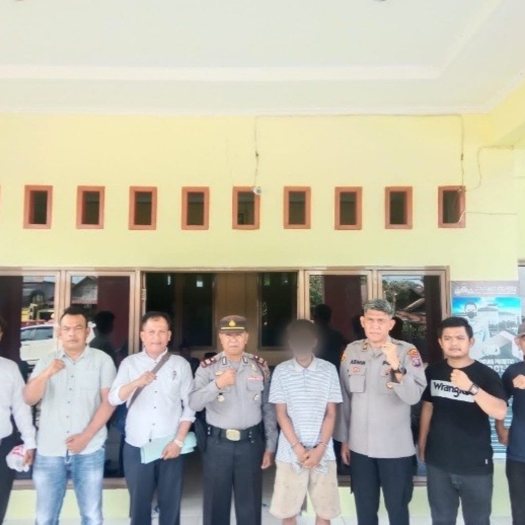 Petani di Paluta Disergap Saat Menyimpan Narkoba di Dalam Boneka Beruang Merah