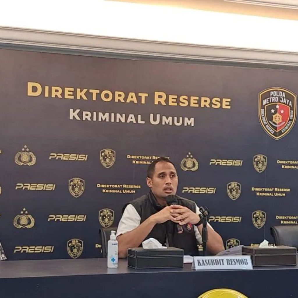 Polisi Membongkar Sarang Judi Online: Rumah Mewah di Tangerang Terselubung!