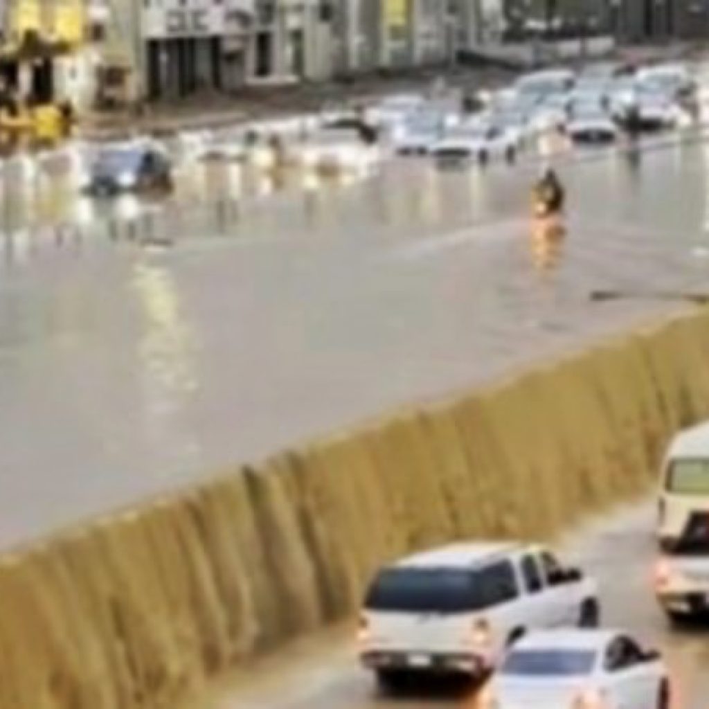 Bencana Banjir Arab Saudi Kota Madinah Terendam-01