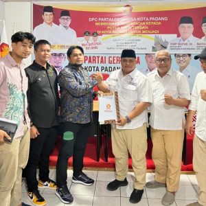 Dani Faizal Menyerahkan Formulir Pendaftaran Cawako, “Gerindra Andalkan Figur Muda Untuk Kota Padang”