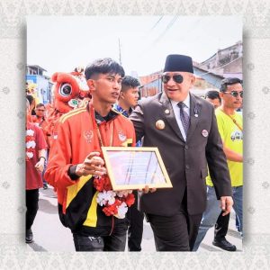 Tim Barongsai Himpunan Bersatu Teguh (HBT) Padang berhasil menjadi juara satu dunia pada ajang Federasi Olahraga Barongsai (FOBI) World Barongsai Championship 2024