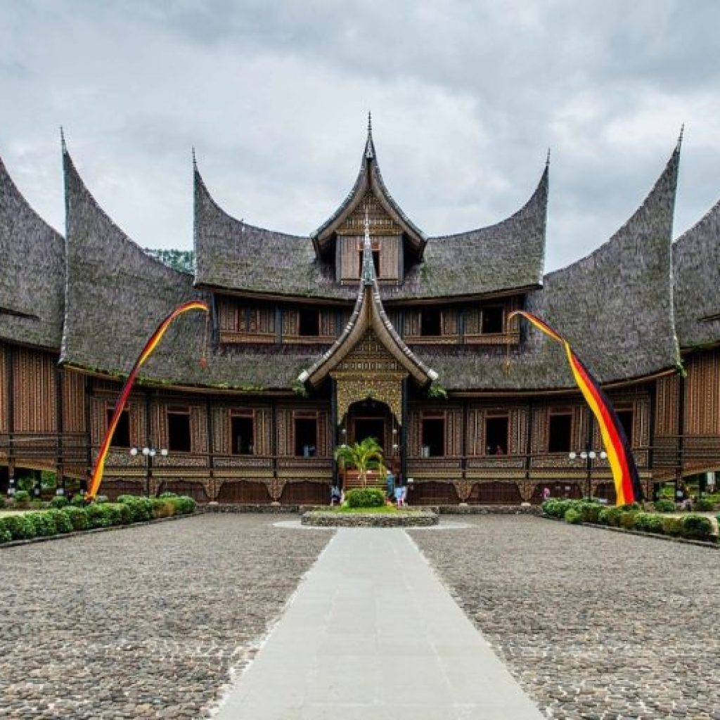 Menjeritnya Moralitas Di Minangkabau, Krisis Akhlak dan Etika Mengancam Masa Depan