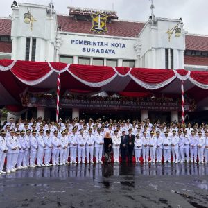 Bupati Pasbar Hamsuardi Hadiri Peringatan Hari Otonomi Daerah XXVIII Tahun 2024 di Surabaya