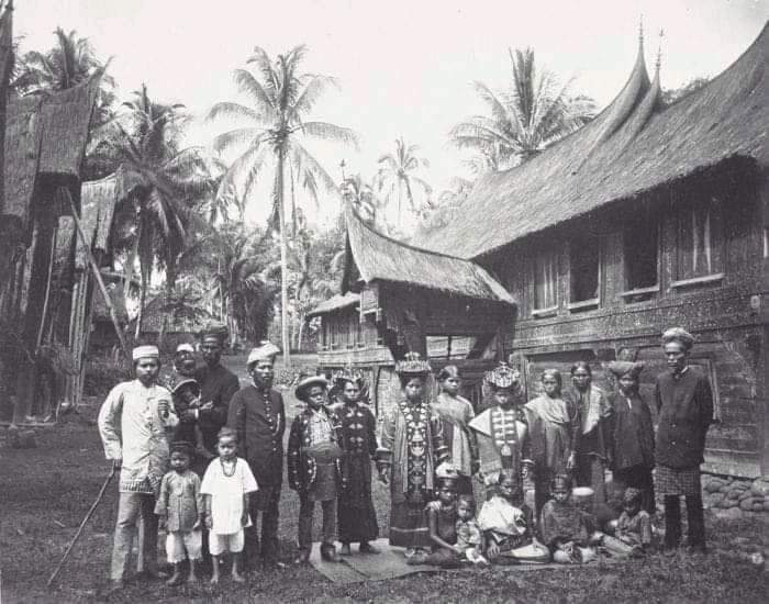 SUKU MELAYU DI MINANGKABAU