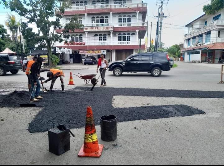 Hingga Mei 2024: 85 Titik Jalan Ditambal, 20 Titik Jalan Dicor