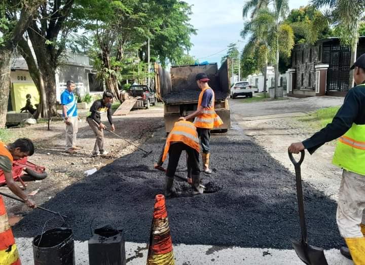 Hingga Mei 2024: 85 Titik Jalan Ditambal, 20 Titik Jalan Dicor
