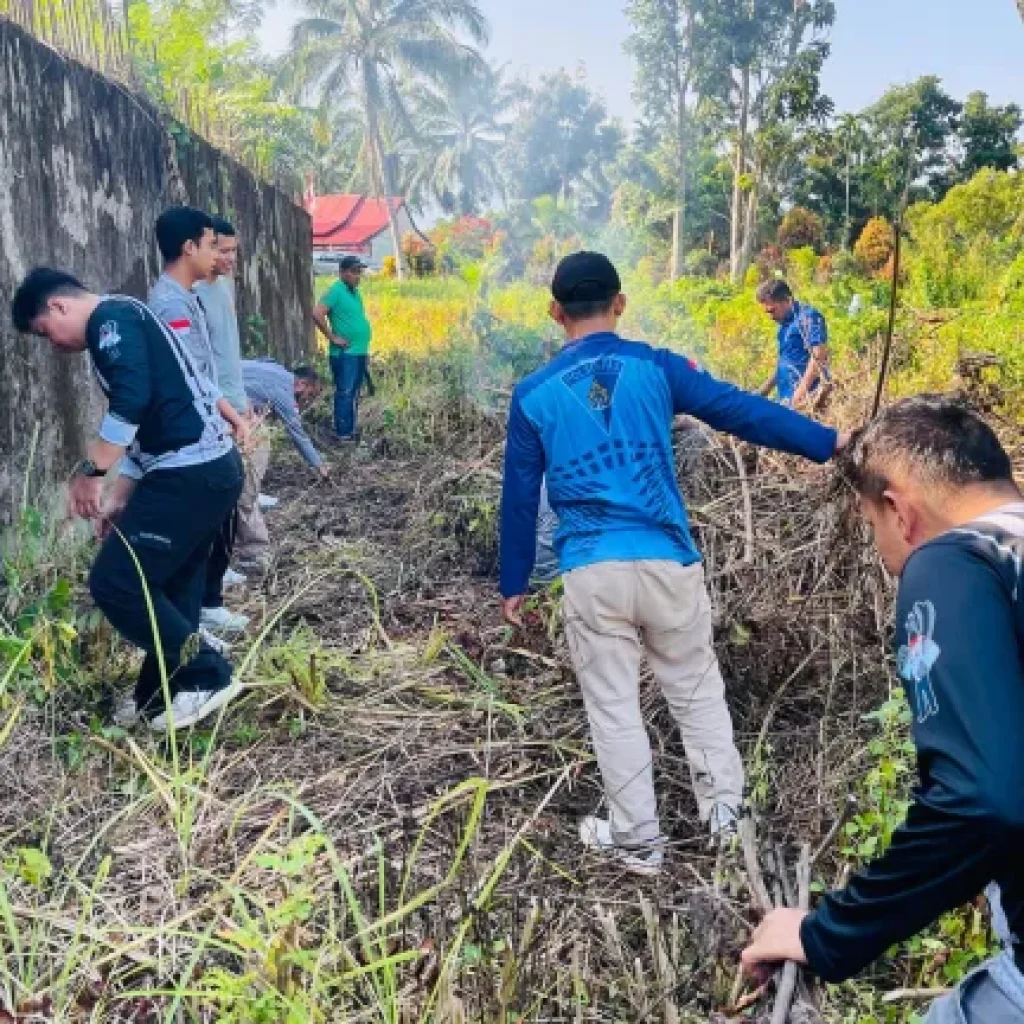 Pegawai dan Warga Binaan Lapas Terbuka Pasaman Bersama-Sama Manfaatkan Lahan Tidur Jadi Produktif