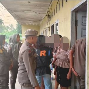 Kos-Kosan di Padang Diinspeksi: Satpol PP Bongkar Pelanggaran dan Amankan Belasan Remaja