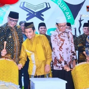 Pembukaan Meriah MTQN ke-41 Kota Padang: Tausiah Ustadz Maulana dan Tabuhan Gendang