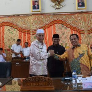 DPRD Pasbar Paripurna Nota Pengantar Rancangan KUA-PPAS RAPBD Pasbar tahun 2025