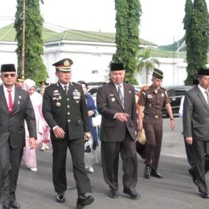 Ketua DPRD Pasbar Erianto Bersama Forkopimda dan Jajaran Pemkab Pasbar Ikuti Upacara Hari Bhayangkara ke-78