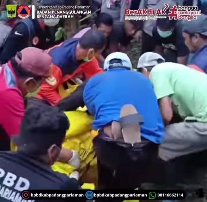 Nasib tragis menimpa Nia Kurnia Sari (18), seorang gadis penjual gorengan di Kabupaten Padang Pariaman, Sumatera Barat Setelah dilaporkan hilang 3