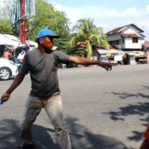 Penertiban PKL Pantai Padang Ricuh, Petugas Satpol PP Diserang dengan Senjata Tajam
