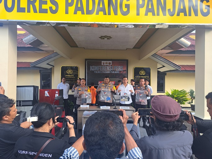 Empat Tersangka Pembobol ATM di Padang Panjang Ditangkap, Kerugian Capai Ratusan Juta Rupiah