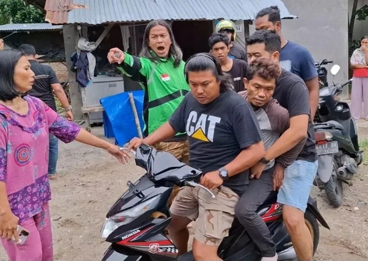 Aksi Pencurian Bersenjata Tajam di Padang Terekam CCTV, Pelaku Ditangkap Polisi