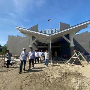 Plt Bupati Risnawanto Beserta Jajaran Pemkab Tinjau Progres Pembangunan Gedung Layanan Perpustakaan Pasbar