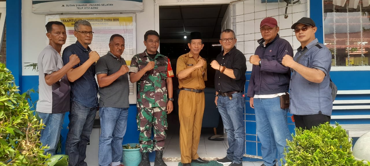 Tokoh Masyarakat Mata Air "Mukhlis Ramli" dan Pihak Sekolah Capai Kesepakatan Terkait Pedagang di Lingkungan Sekolah