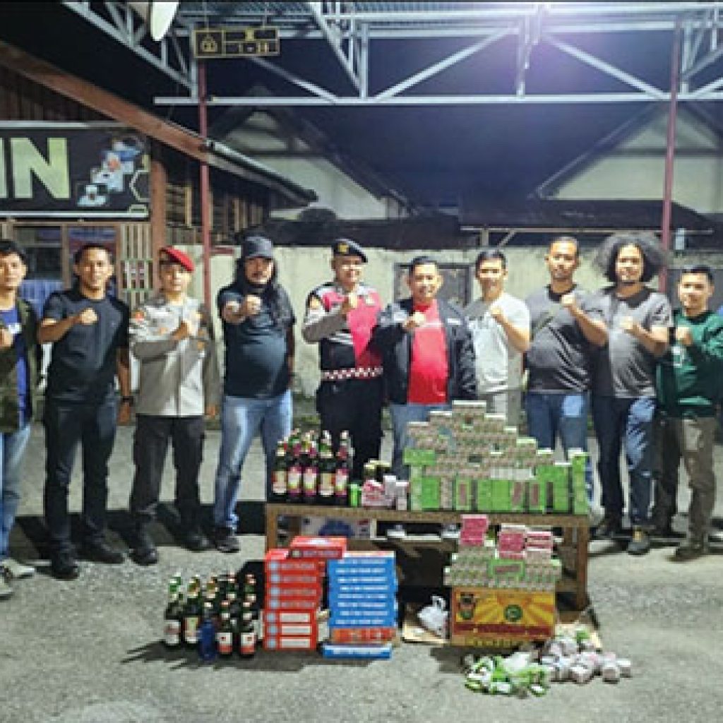 Pedagang Miras dan Petasan di Kota Solok Terjaring Razia Saat Ramadan