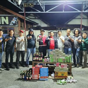 Pedagang Miras dan Petasan di Kota Solok Terjaring Razia Saat Ramadan