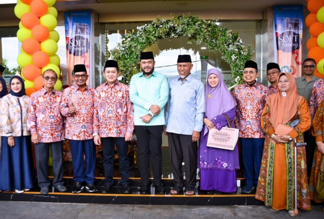 RS Padang Eye Center Resmi Dibuka, Fadly Amran Harapkan Jadi Pusat Rujukan Kesehatan Mata di Sumatera