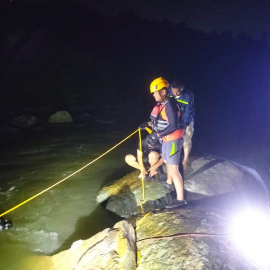 7 Pelajar Terseret Arus Sungai di Padang Berhasil Diselamatkan