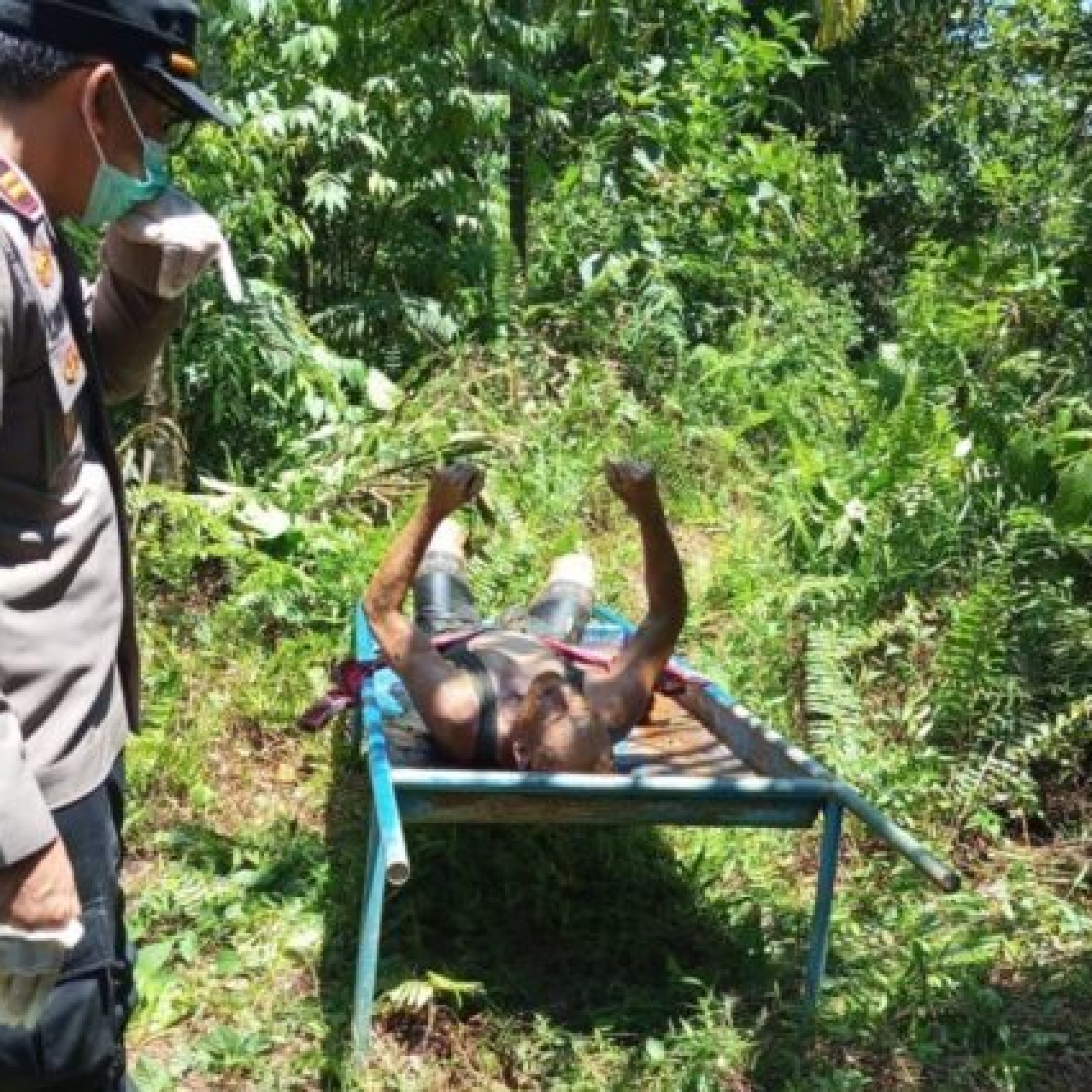 Bule Norwegia Ditemukan Tewas di Sungai Limapuluh Kota, Ada Luka Tak Biasa di Tubuhnya