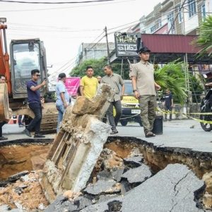 Perbaikan Jalan Amblas di Pekanbaru Dimulai, Dinas PUPR Targetkan Rampung Dalam Waktu Singkat
