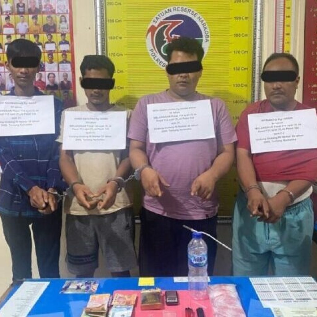 Polisi Tangkap 4 Pria Terkait Dugaan Pesta Sabu di Tanah Datar