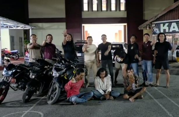 Terekam CCTV Curi Motor di Masjid, Dua Warga Solok Diciduk Polisi