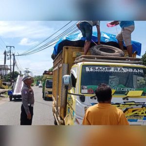 Truk Sawit Tak Ditutup, Polisi Bertindak di Dharmasraya