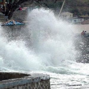 Waspada! Gelombang Tinggi hingga 4 Meter Ancam Perairan Mentawai, Ini Imbauan BMKG