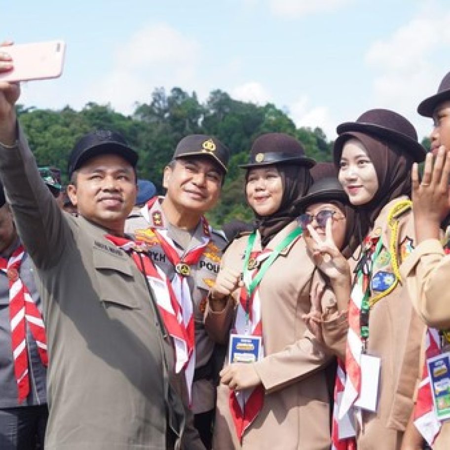 Gubernur Riau Puji Soliditas Polda dan Pramuka dalam Sukseskan Jambore Karhutla 2025