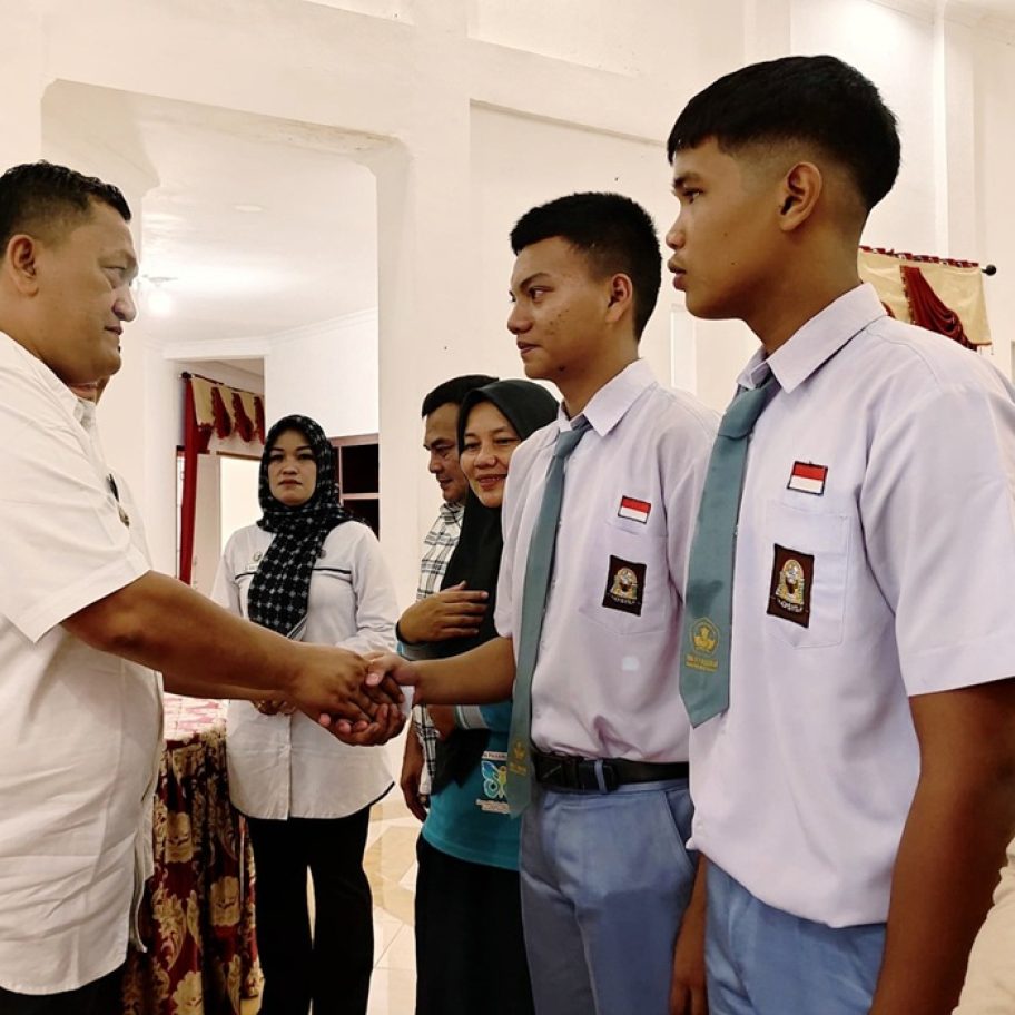 Dua Pelajar Pasbar Wakili Daerah ke Seleksi Paskibraka Sumbar 2025