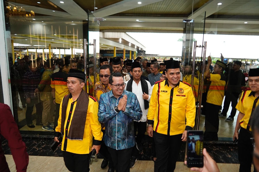 Dua Pemimpin Hadiri Pelantikan IKTD Batam, Komitmen Bangun Sinergi Perantau