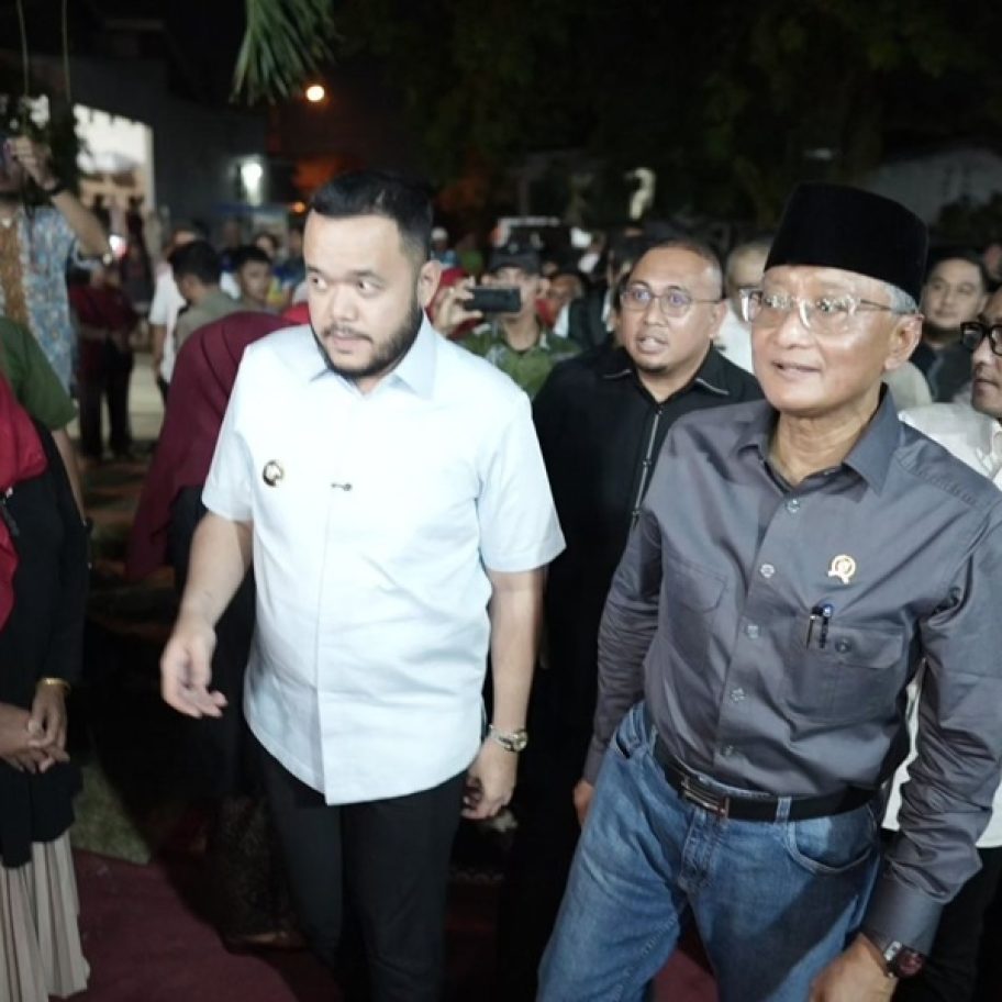 Menteri PU Tinjau Langsung Lokasi Banjir Padang, Pemko Serahkan Proposal Penanganan