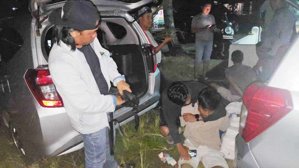 Pengedar Ganja Ditangkap Saat Bawa 16 Paket di Dalam Mobil Sigra