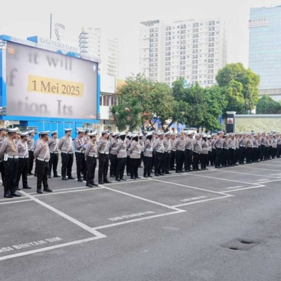 Presiden Prabowo Hadiri Aksi May Day, Korlantas Siaga Amankan Ribuan Buruh