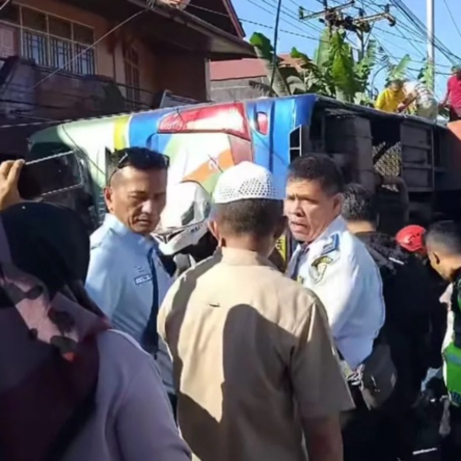 Bus ALS Terbalik di Padang Panjang, 12 Tewas dan 23 Luka