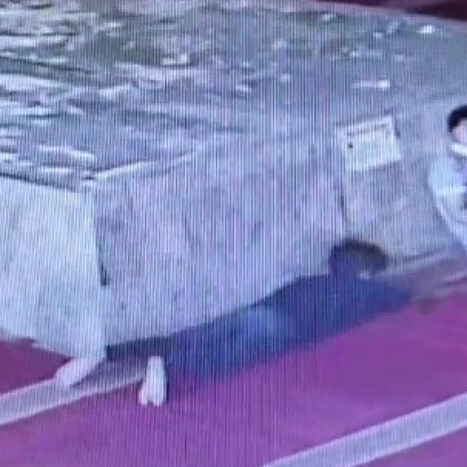 Remaja Curi Ponsel Jamaah Tertidur di Masjid Taqwa, Aksi Terekam CCTV