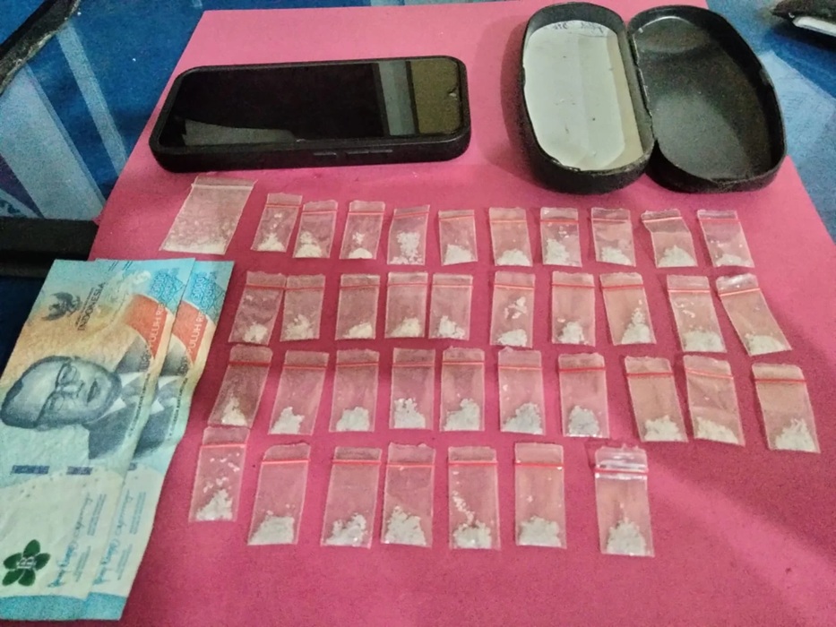 Tertangkap di Dharmasraya, Pria Asal Solok Selatan Bawa 38 Paket Sabu dari Jambi